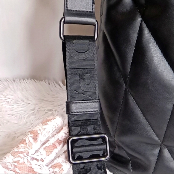 Karl Lagerfeld OVERSIZED Tote Bag 🖤🖤🖤 - Picture 12 of 17